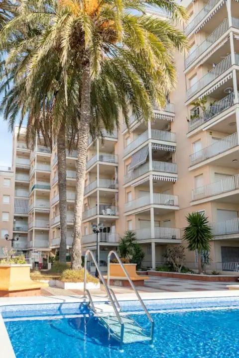 Sea Front Apart. 2 Pools / 1ª Linea. 2 Piscinas Appartement Segur de Calafell Buitenkant foto