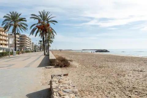 Sea Front Apart. 2 Pools / 1ª Linea. 2 Piscinas Appartement Segur de Calafell Buitenkant foto
